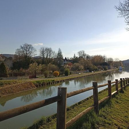 Gite Le 16, Sous Les Tremieres Fleurey-sur-Ouche Exteriér fotografie